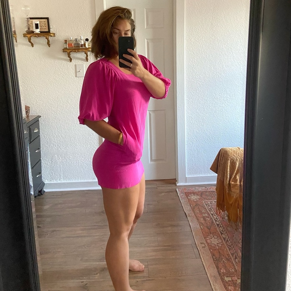 Express bright pink Silk balloon sleeve dress with pockets!